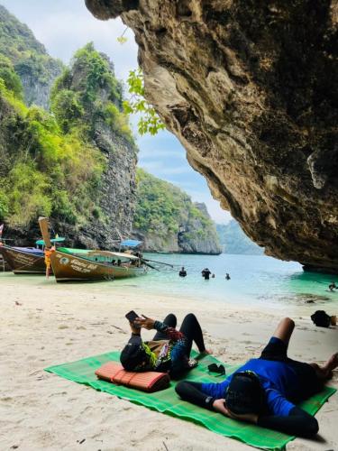 LINE ALBUM สี่เกาะ-ซันเซท 220928 13