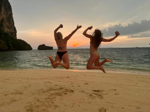 LINE ALBUM สี่เกาะ-ซันเซท 220928 31