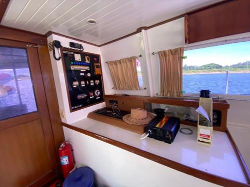 ล่องเรือยอร์ช