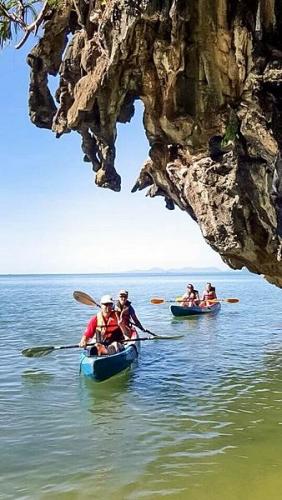 kayak-freedomtravel7