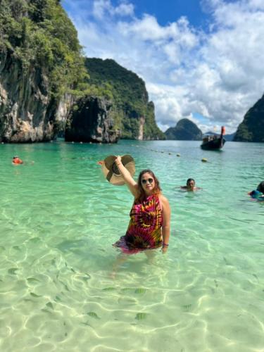 LINE ALBUM เกาะห้อง 220926 24