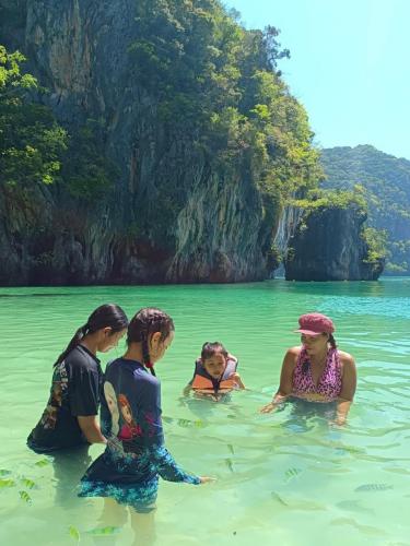 LINE ALBUM เกาะห้อง 220926 29