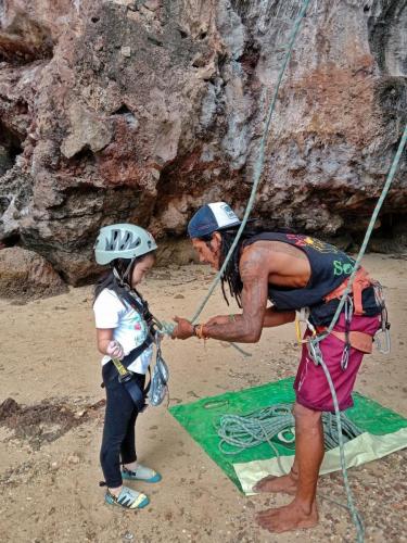 LINE ALBUM ปีนผา-โรยตัว 220909 11