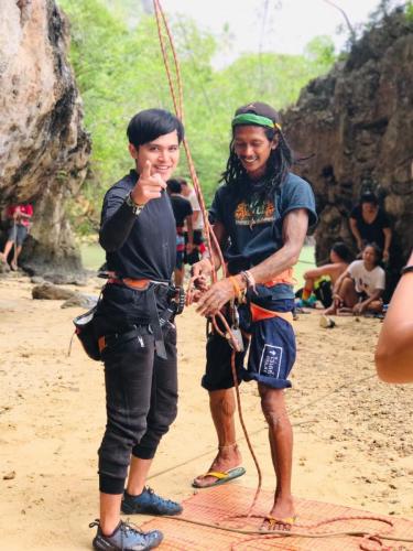 LINE ALBUM ปีนผา-โรยตัว 220909 3