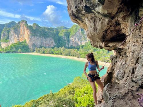 LINE ALBUM ปีนผา-โรยตัว 220909 52